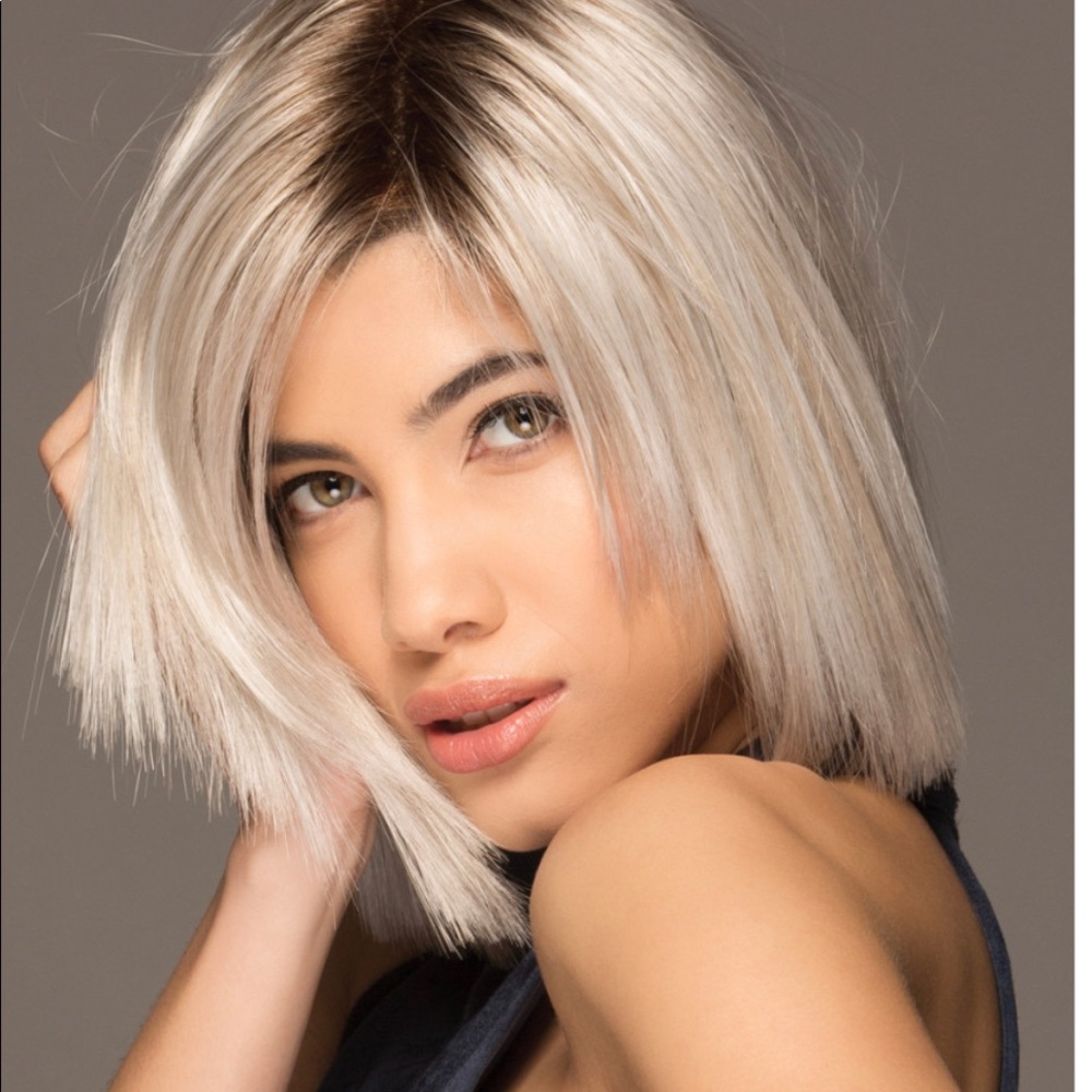 NWT ELLIS Wig